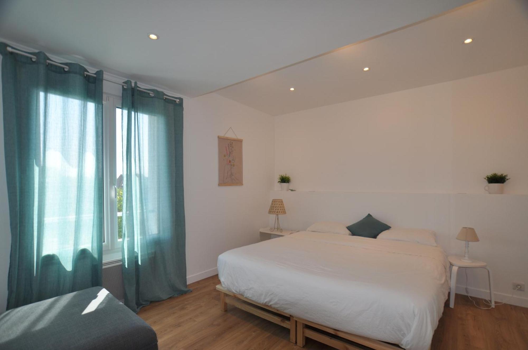 Апартаменты L'Hirondelle - Charming Flat - Блоцхейм Экстерьер фото